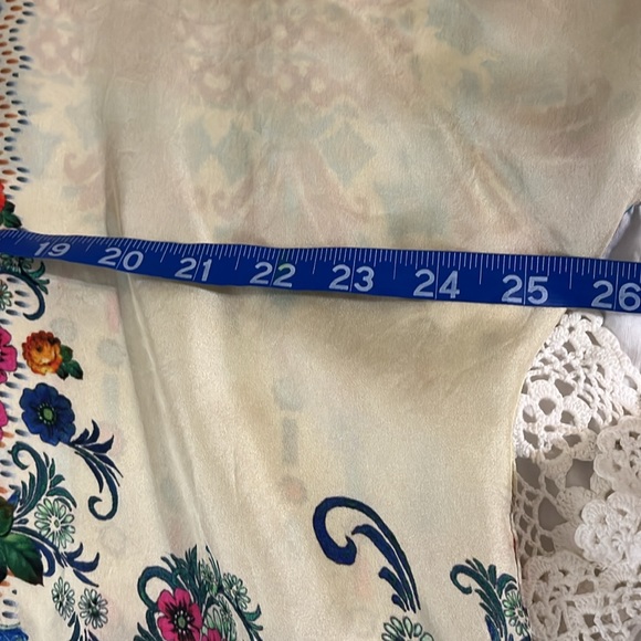 Johnny Was silk blouse - Picture 5 of 8